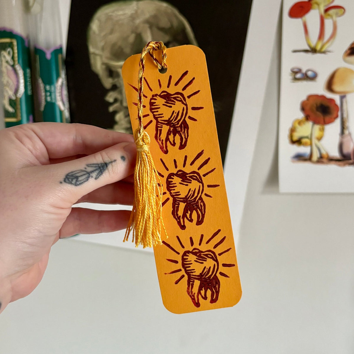 LINO PRINTED BOOKMARK | 3 Wise Teeth - Amber - Pulp & Thread