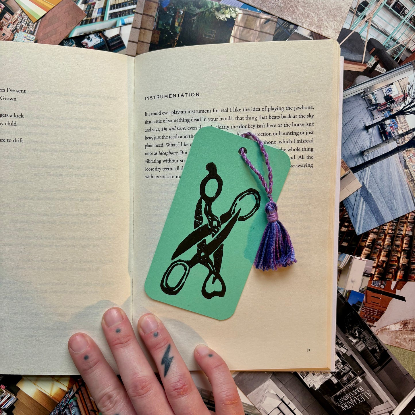 LINO PRINTED BOOKMARK | Scissoring