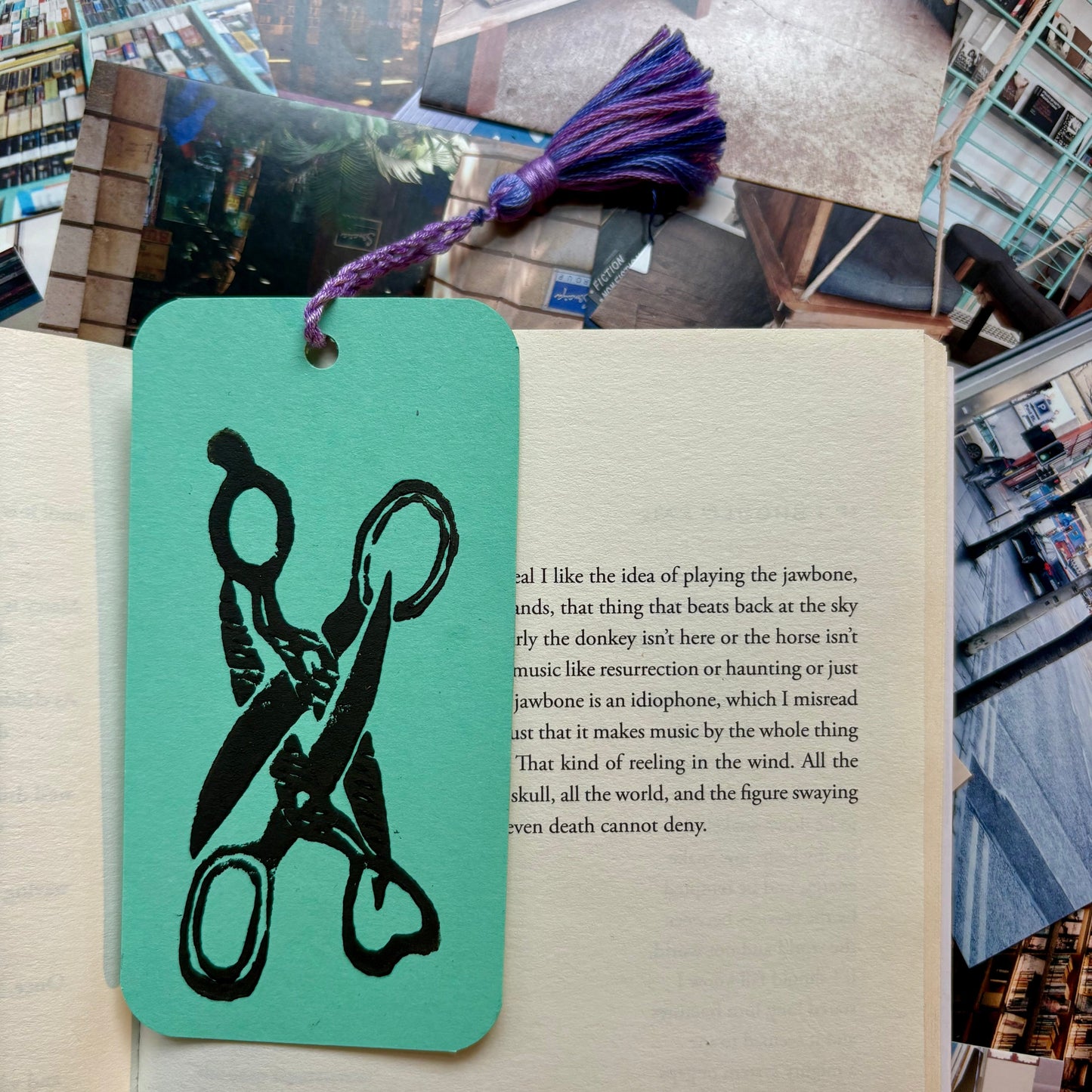 LINO PRINTED BOOKMARK | Scissoring